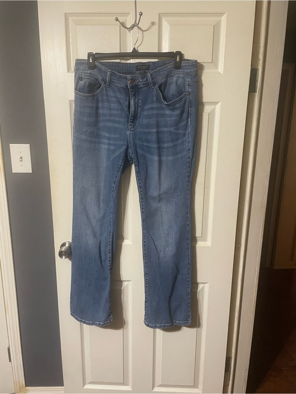 Judy Blue Medium Blue Bootcut Stretch Jeans